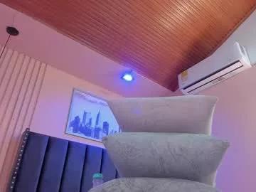 viiolett_lee on Chaturbate 