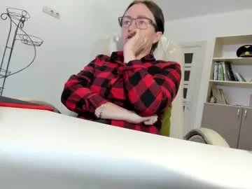 Freechat vika7333 on Chaturbate