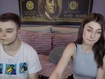 vikki_and_george on Chaturbate 