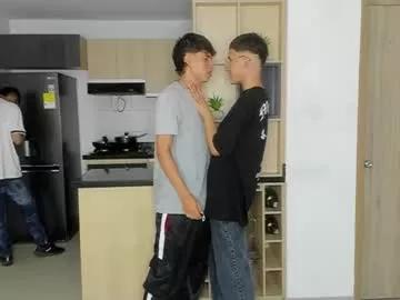 Freechat voyeurism_guys on Chaturbate