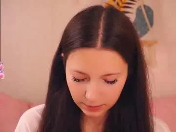 Discover sexy camslut Wendiesetters wendiesetters from Chaturbate