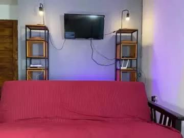 Freechat wildfairiesheaven on Chaturbate