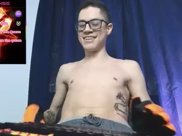 wolfan_sky — GOAL: lick armpits [10 tokens remaining] welcome to my room! #smoke #thickcock #cut #shy #foot