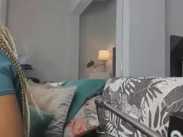 Freechat yiseth_02 on Chaturbate