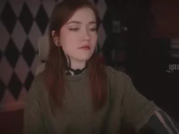 Freechat ynnenbrynn on Chaturbate