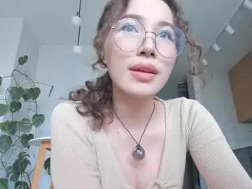 Discover sweet camwhore Yours_meyy yours_meyy from Chaturbate