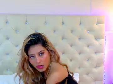 Freechat zoehangel on Chaturbate
