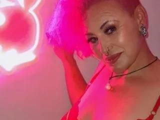 SandyyRose on Streamate 