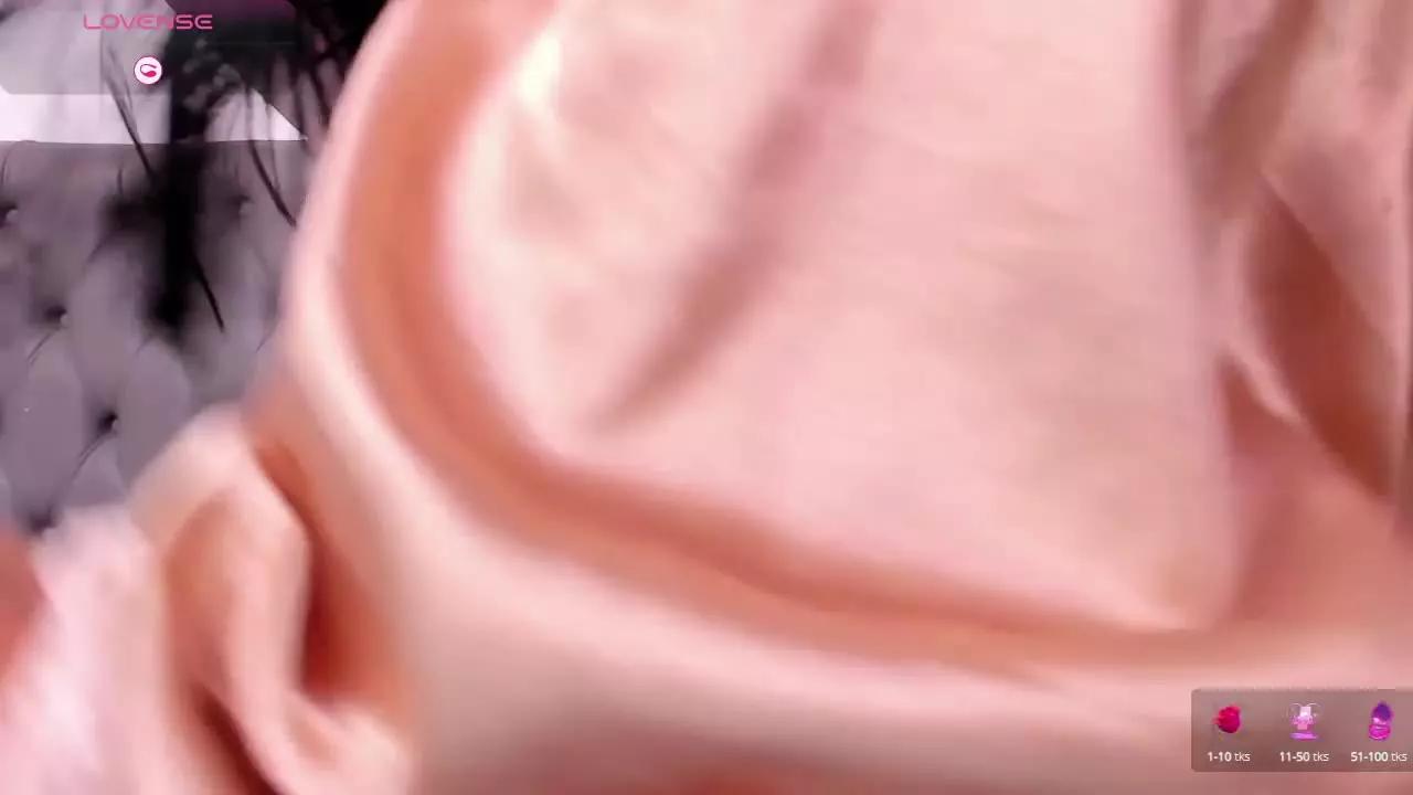 ChloeSmith on Streamray 