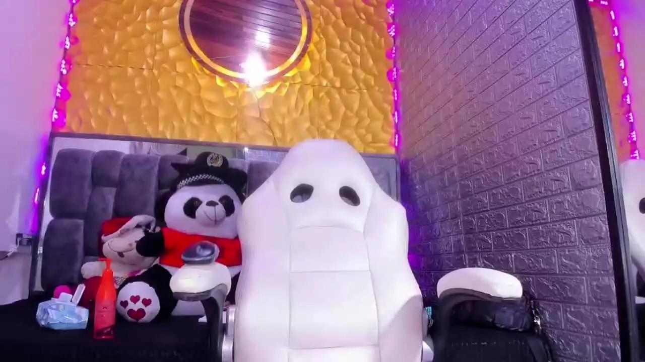 FuckRichi20 on Streamray 