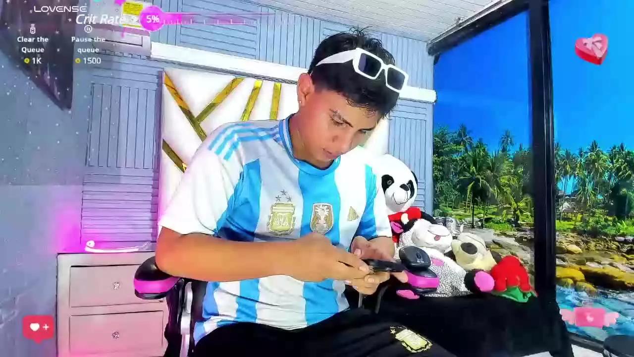 FuckRichi20 on Streamray 