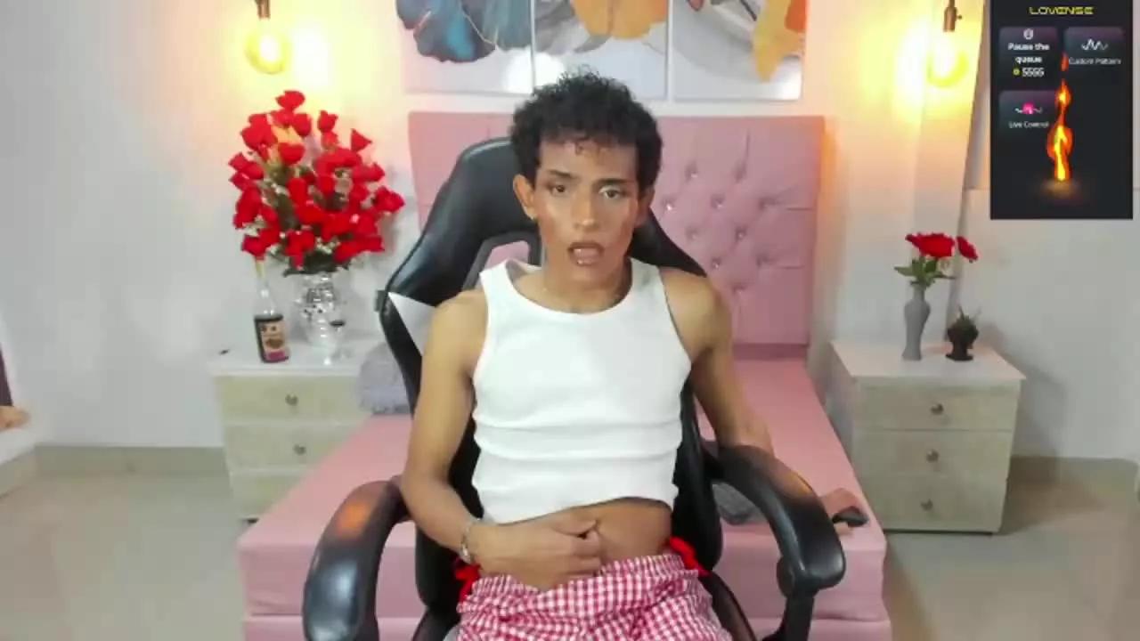 Jess_Hunter18 on Streamray 