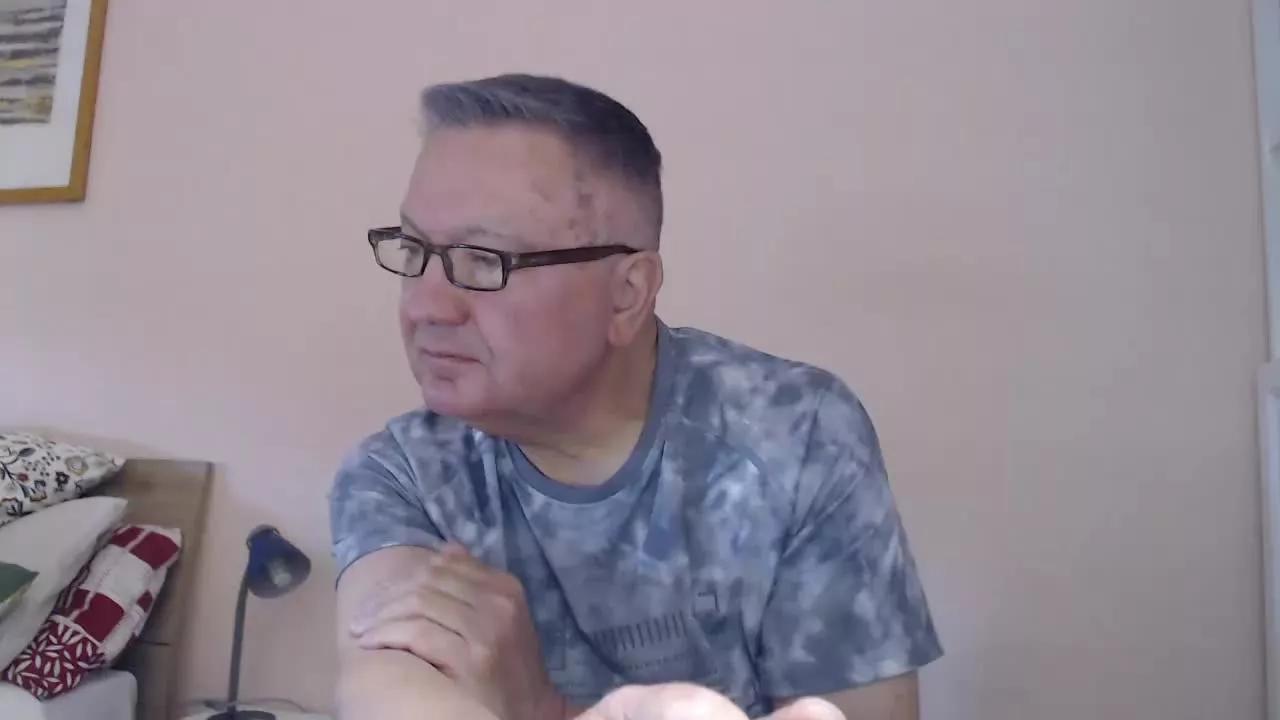 YOU6me on Streamray 