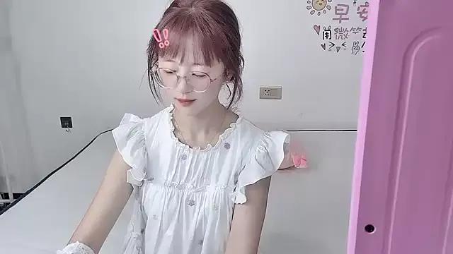 Freechat -ruoruo- on StripChat