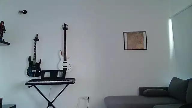 -SquirtSiren- on StripChat