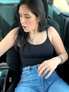 -SquirtSiren- on StripChat