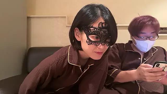 21yuri27 on StripChat