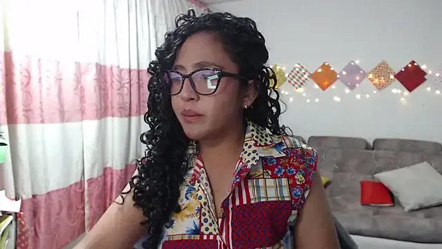 Freechat 23velvet on StripChat