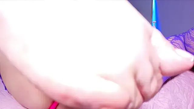 _linda_milk_ on StripChat