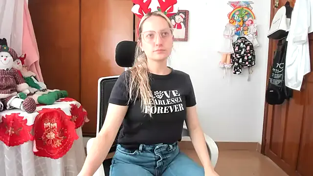 Freechat Adele_johnsonn1 on StripChat