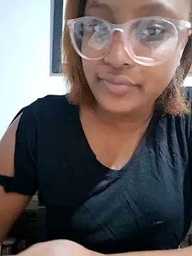 Freechat Adelehottman on StripChat