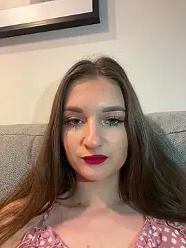 AdelinaEmber on StripChat 