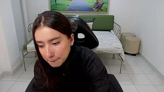 Adhara_Kitten on StripChat 