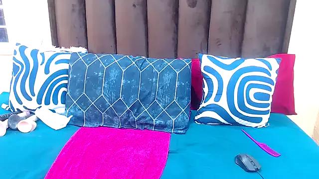 AfricanQueenxx40 from StripChat