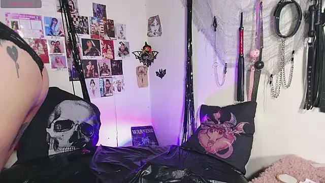 Freechat agathaaiko6 on StripChat