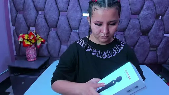 Private AlaSmith on StripChat