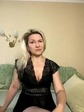 AliceSwan4011 from StripChat