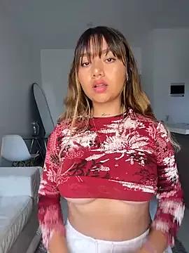 amanda-medrano1 on StripChat 