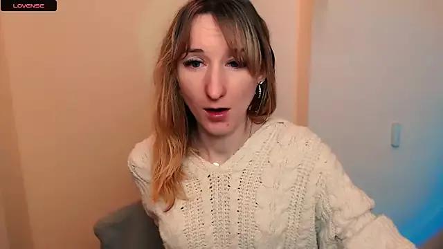 AmandaSell from StripChat