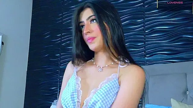 Ambar_Bull on StripChat 