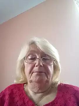 AmyLove353 from StripChat