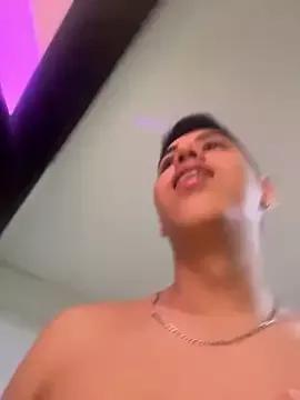 Freechat Angel_Khouri on StripChat