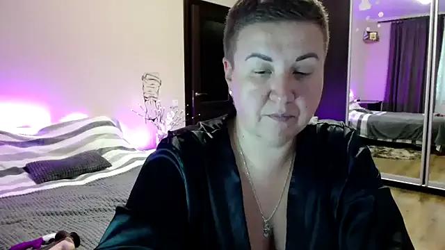 Annet1912 on StripChat