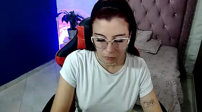 annyfischer on StripChat 
