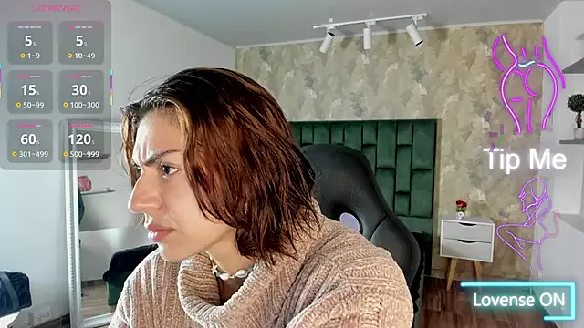 Freechat april_dumont on StripChat