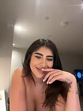 ArabicBarbie on StripChat 