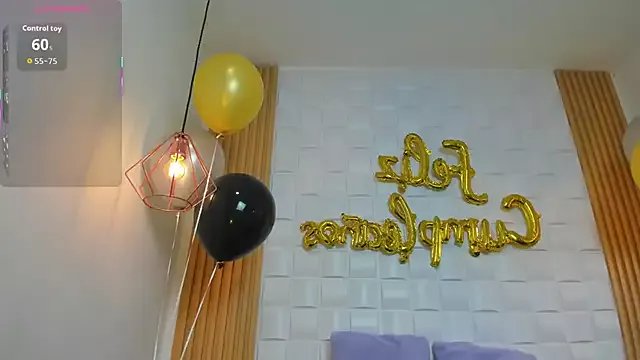 Freechat AriaBelle on StripChat