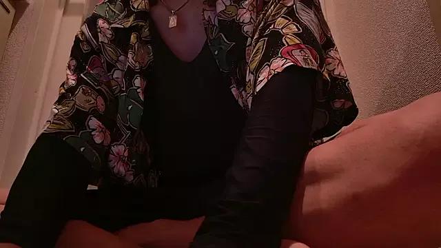 Join cute slut Ashinaga_oj Ashinaga_oj from StripChat