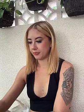 asraifae on StripChat 