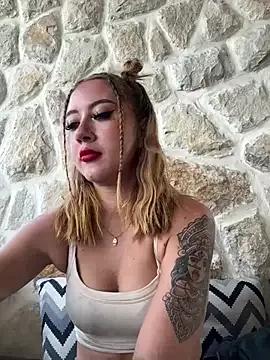 asraifae on StripChat 