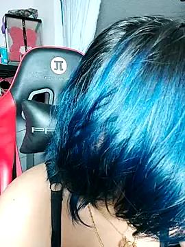 Freechat azulzulix on StripChat