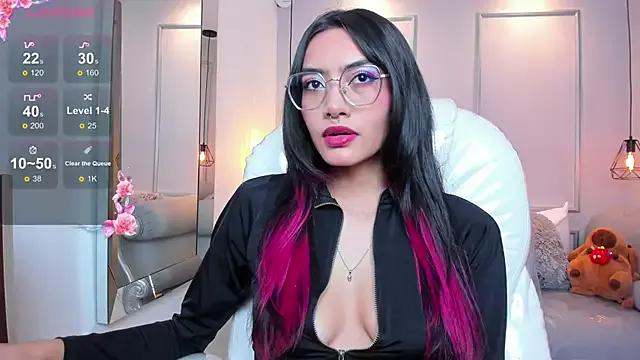 Private AzuraKindong on StripChat