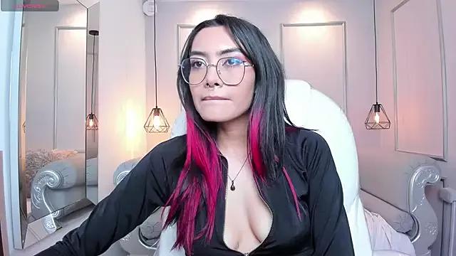 Private AzuraKindong on StripChat