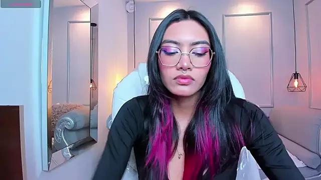 Private AzuraKindong on StripChat