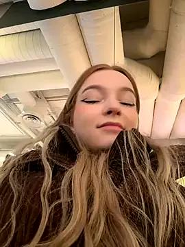 Baby_Tiny on StripChat 