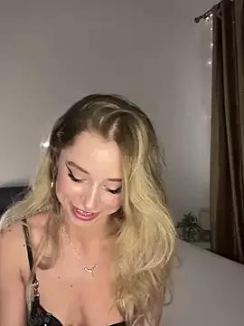 BabyAnais on StripChat 